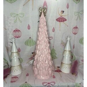 Cupcakes and Cashmere Pink Bow LED Tree